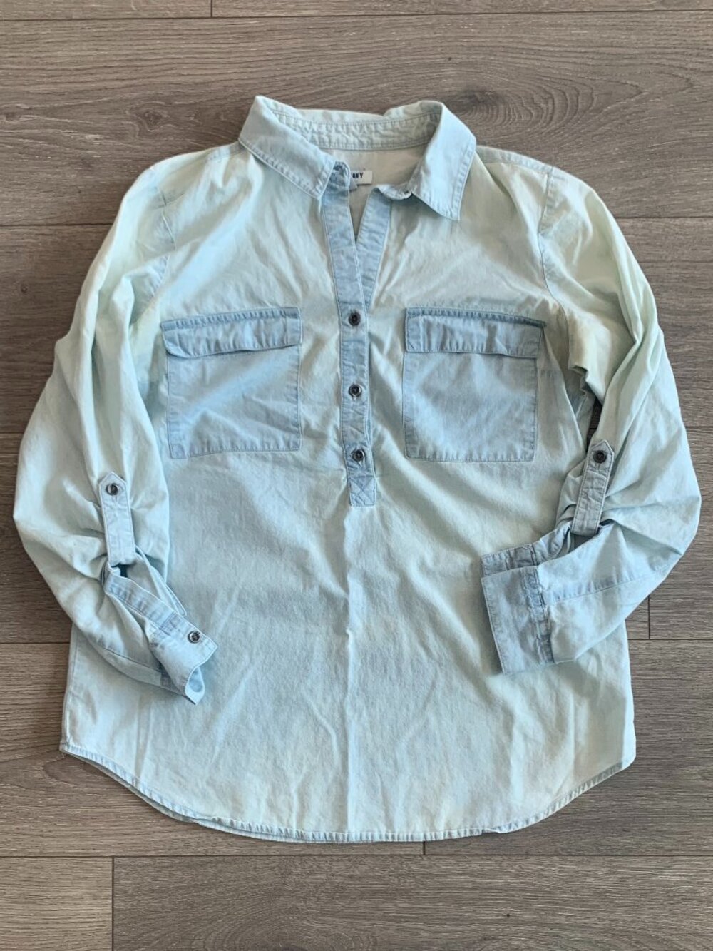 Old Navy Light Chambray Long Sleeve Shirt Size SPP